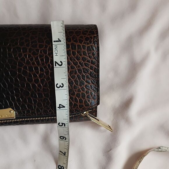 Burberry pebbled brown leather clutch - Picture 11 of 12
